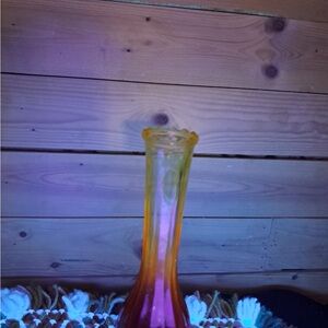 Jeanette Glass vintage Amberina cadmium glowing vase
